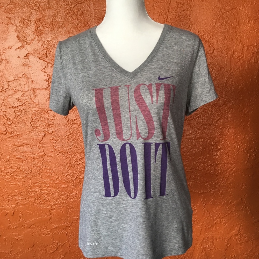 Nike ‘Just Do It’ V-neck Pink/Purple Tee